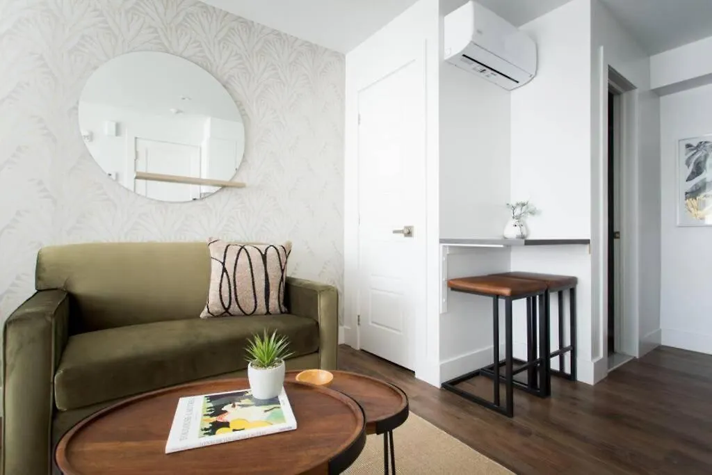 Wonderful Studio In Little Italy With Full Bath By Den Stays Montreal